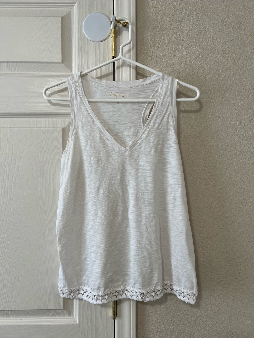 Lilly Pulitzer Jaylynne Tank Top White Pima Cotton Lace Hem Size Small 26130